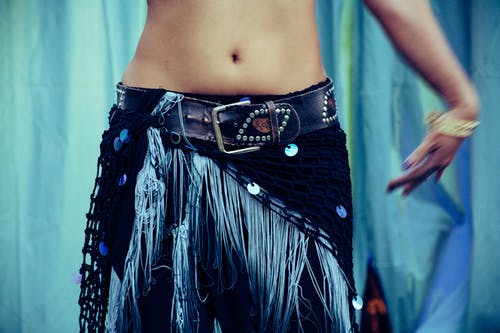 Fremdgehen, Lügen & Zoff – Bauchgefühl von Frauen trügt nicht! Bauchgefühl