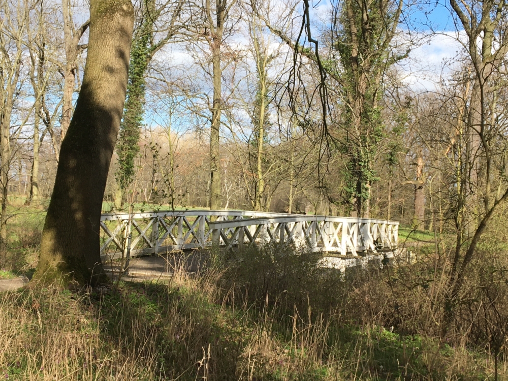 Spazieren gehen in Corona-Zeiten: Suchen Sie sich abseits gelegene Kleinode!