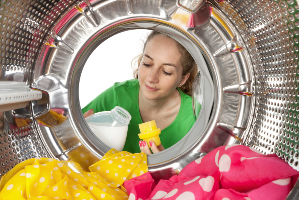 Corona-Lockerungen: Diese Hygiene-Maßnahmen sollten Sie auch zukünftig durchführen Wäsche waschen