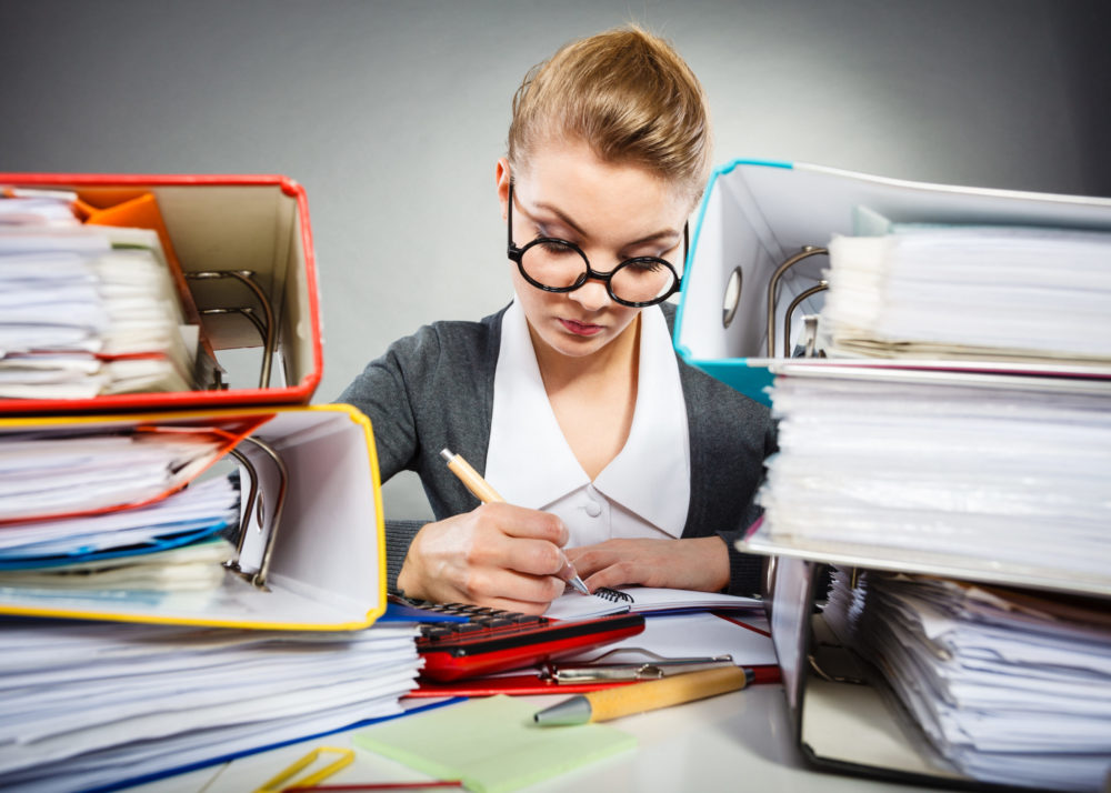 Wenn die Telefonstimme ein Gesicht bekommt oder: Die Kraft der Gedanken – Gastbeitrag von Manu Frau im Büro