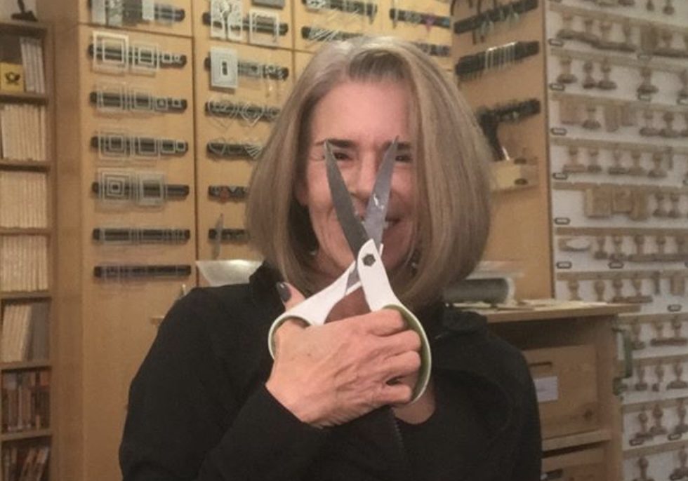 „Kinder wollen in meine Werkstatt am liebsten einziehen!“ – Geschenkbox-Macherin Angelika Pakusch