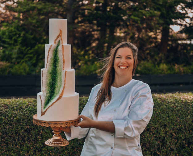 Konditormeisterin Anna: „Viele wünschen sich persönliche Dinge auf einer Torte“