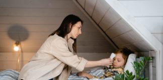 Wenn der Fiebersaft fürs Kind aus ist: Diese Alternativen bieten sich an