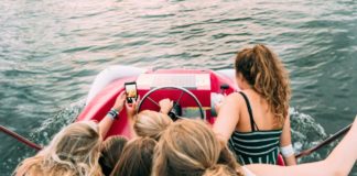 Freundeskreis nach Trennung: Deine, meine oder unsere Freunde?