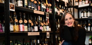 Edle Tropfen von Frauen: Schweizerin setzt in Wien auf Weine von Winzerinnen