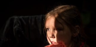 Schattenspringerkrankheit: Forscher entwickeln Extra-Sonnencreme für 4jährige