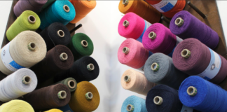 Alte Webtechniken modern präsentiert: Manufaktur im Leipziger Capa-Haus überrascht! Bio-Garn