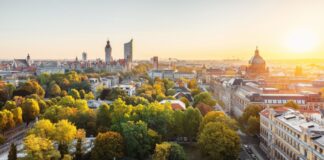 Ländlich, in Fabriken & luftigen Ateliers: So präsentieren sich Leipziger Manufakturen Panoramablick Leipzig