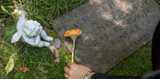 „Trauer ist gewandelte Liebe“ – Starke Statements für Frauen & ihre Sternenkinder Sternenkinder