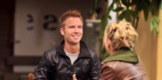 Inkompatible Lebensphasen: So viel Ehrlichkeit in der Kennenlernphase muss sein! Paar beim Date