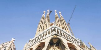Rolltreppe & TikTok-Videos: Verbot an TOP-Bauwerk in Barcelona Sagrada Familia Barcelona