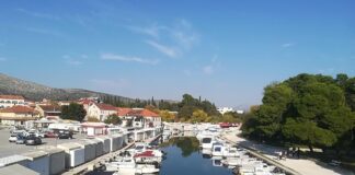 Remote im Ausland arbeiten: Eine tolle Möglichkeit – aber oft mit großem Haken Boote