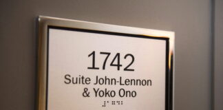 Gestohlene John-Lennon-Uhr wieder zurück bei Yoko Ono In Erinnerung an John Lennon